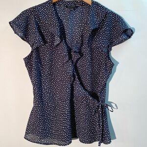 Banana Republic - Ruffled wrap blouse. Size M